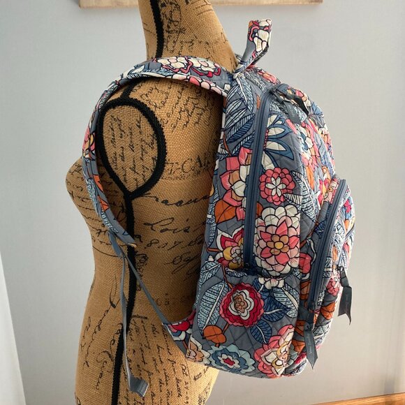 Vera Bradley Backpack Large EUC Tropical Evening - with padded laptop sleeve - Picture 2 of 16